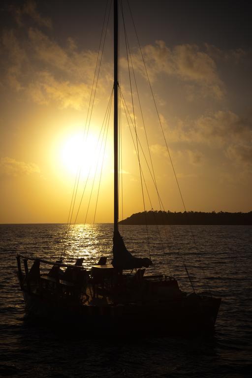 Beaches And Dreams Boutique Hotel Placencia Εξωτερικό φωτογραφία