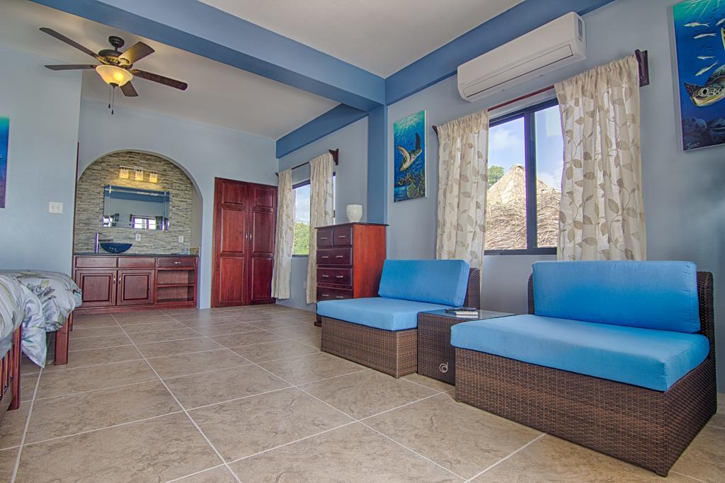 Beaches And Dreams Boutique Hotel Placencia Εξωτερικό φωτογραφία