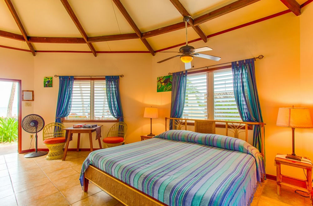 Beaches And Dreams Boutique Hotel Placencia Εξωτερικό φωτογραφία